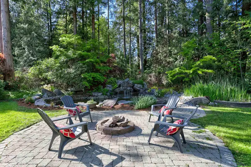 23669 128 CRESCENT - photo 4 of 27
