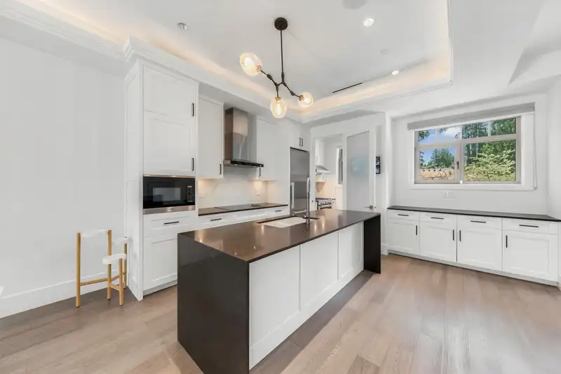 3412 W 43RD AVENUE - photo 4 of 28