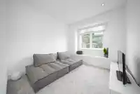 18 HYTHE AVENUE - thumbnail 16