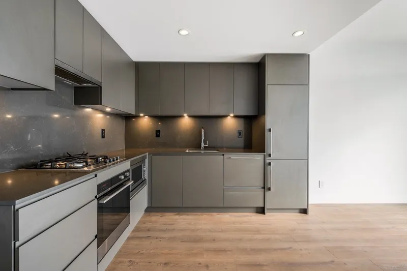 1301 2181 MADISON AVENUE - photo 4 of 25