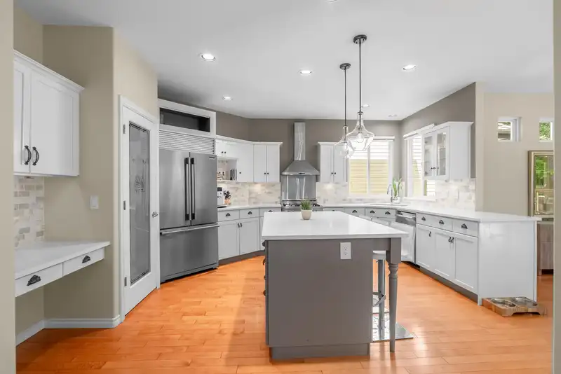 3303 CHARTWELL GREEN - photo 4 of 39