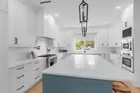 8910 117A STREET - thumbnail 5