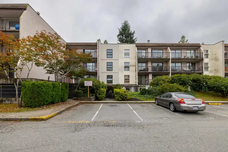 308 15268 100 AVENUE - photo 1 of 25