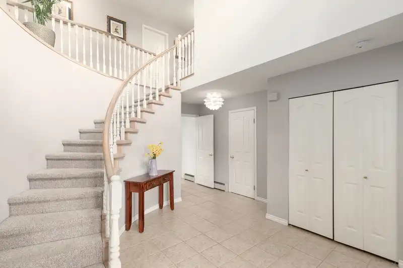 348 E 17 STREET - photo 4 of 37