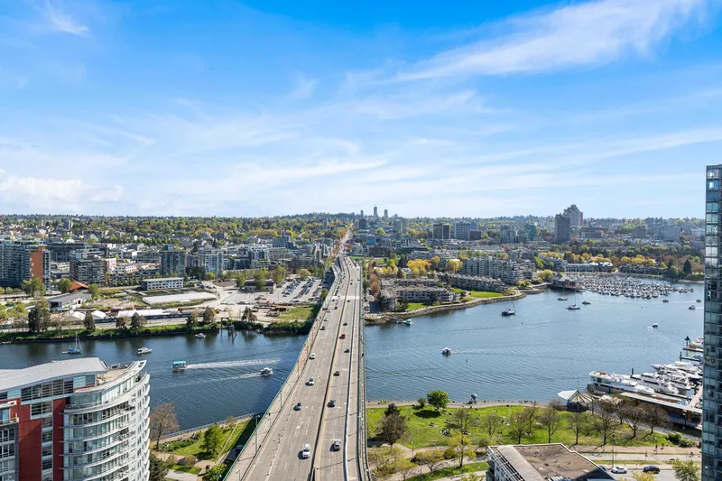 2717 89 NELSON STREET - photo 2 of 25