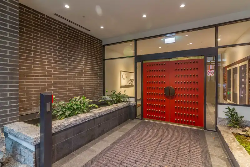1810 188 KEEFER STREET - photo 3 of 40
