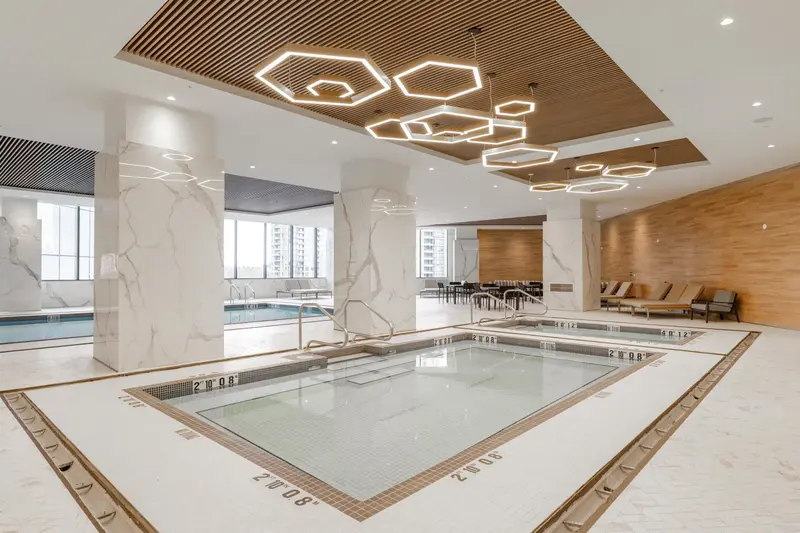 4304 4168 LOUGHEED HIGHWAY - photo 3 of 20