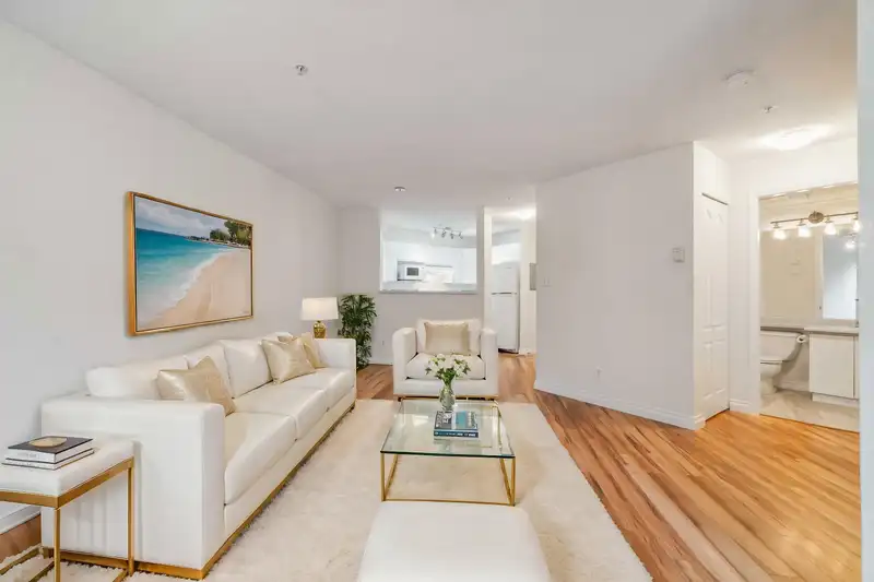 212 2429 HAWTHORNE AVENUE - photo 3 of 19
