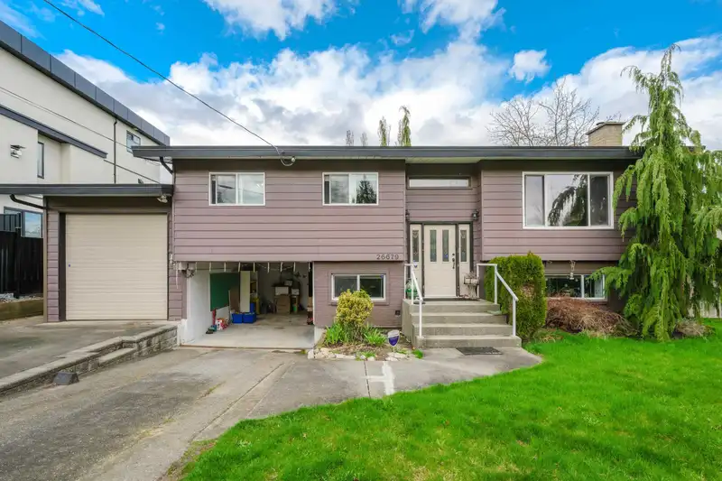 26679 30A AVENUE - photo 2 of 40
