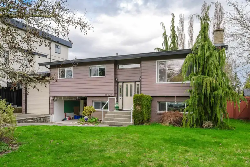 26679 30A AVENUE - photo 3 of 40