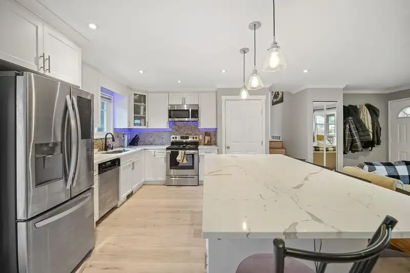 32315 14TH AVENUE - photo 3 of 27