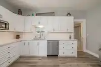 9183 SYLVESTER ROAD - thumbnail 14
