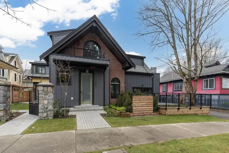 1051 SEMLIN DRIVE - photo 1 of 22
