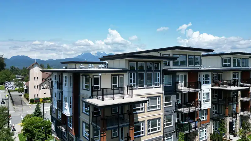 413 22562 121 AVENUE - photo 1 of 40