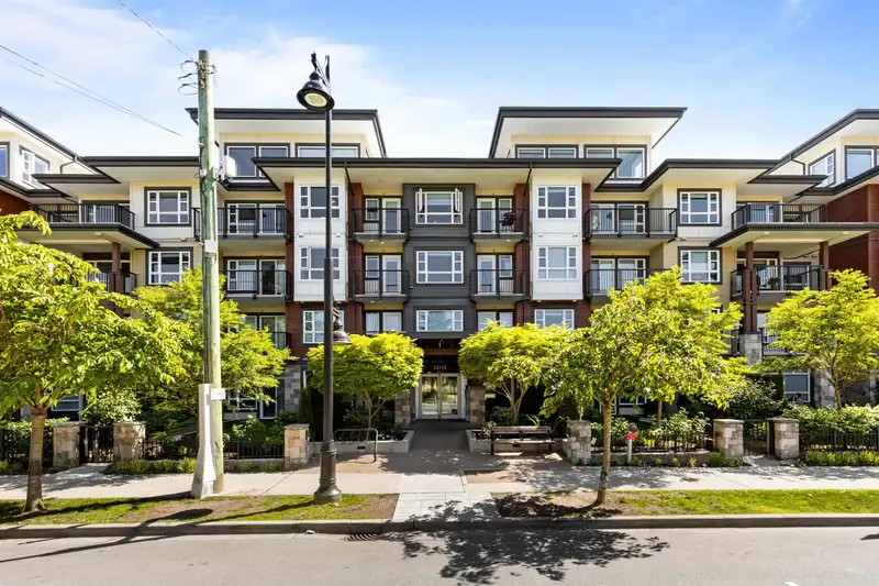413 22562 121 AVENUE - photo 3 of 40