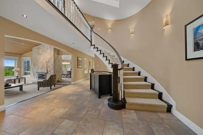 11 ELSDON BAY - photo 4 of 40