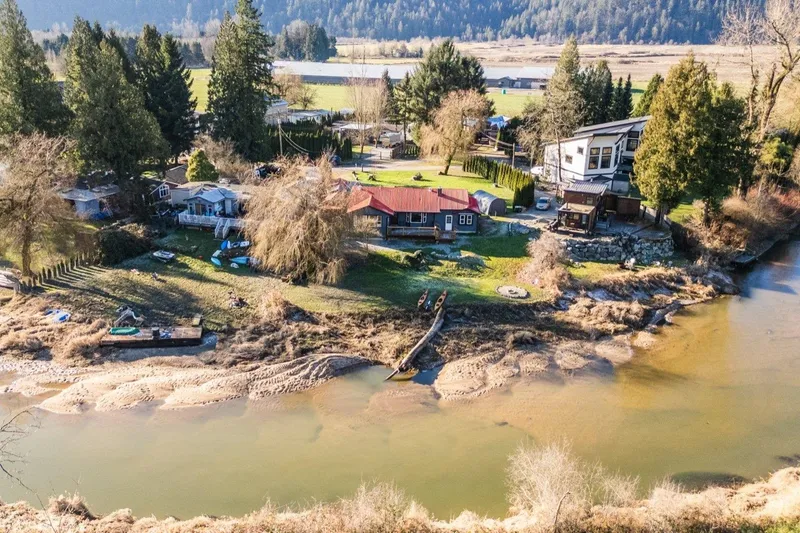 10148 MOUNTAINVIEW ROAD - photo 2 of 25