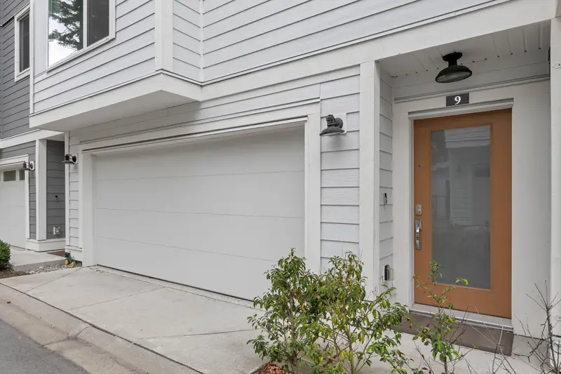 9 2328 167A STREET - photo 3 of 25