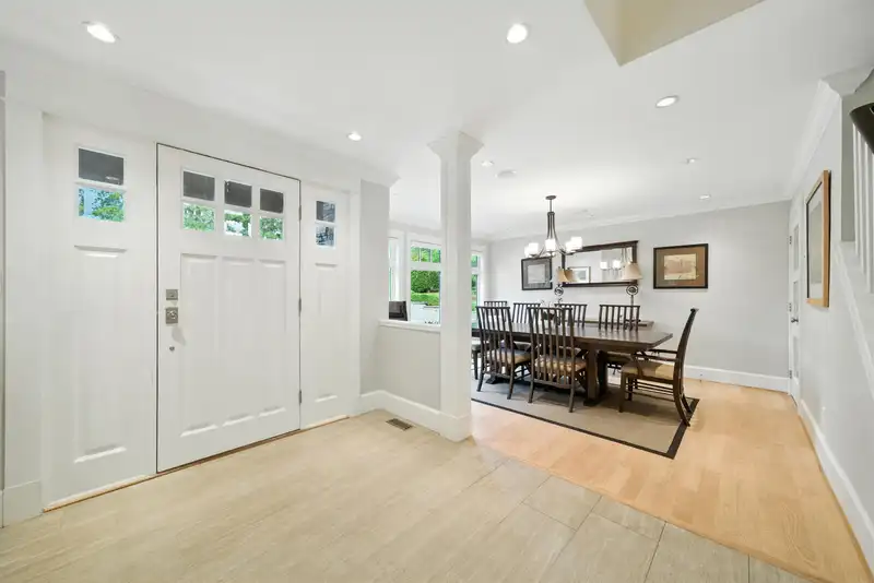 5211 TIMBERFEILD ROAD - photo 3 of 38