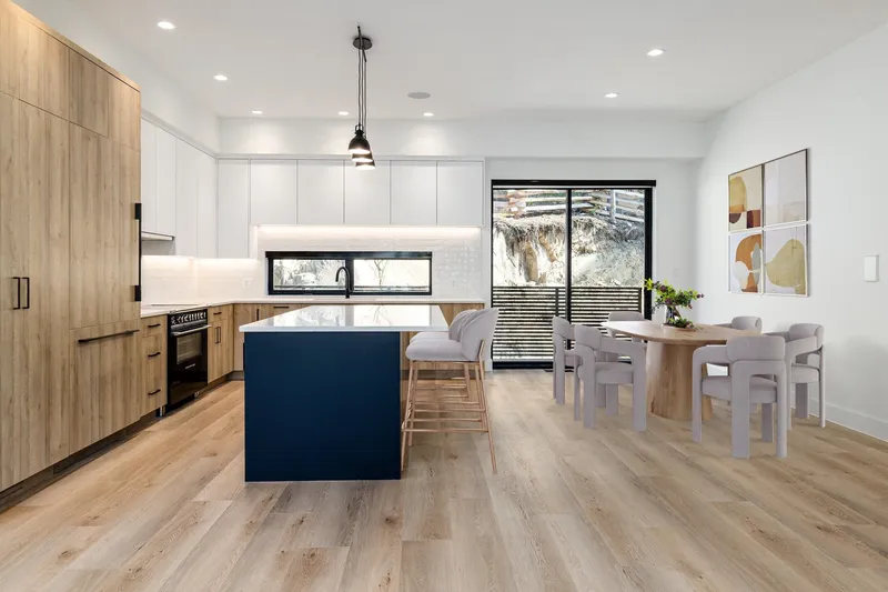 18 2077 GARIBALDI WAY - photo 2 of 10