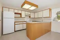 12 2475 EMERSON STREET - thumbnail 5