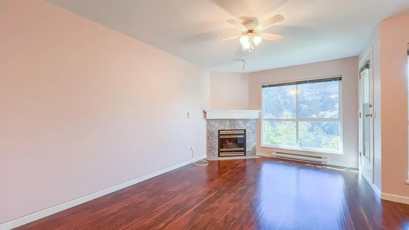 302 14980 101A AVENUE - photo 2 of 24