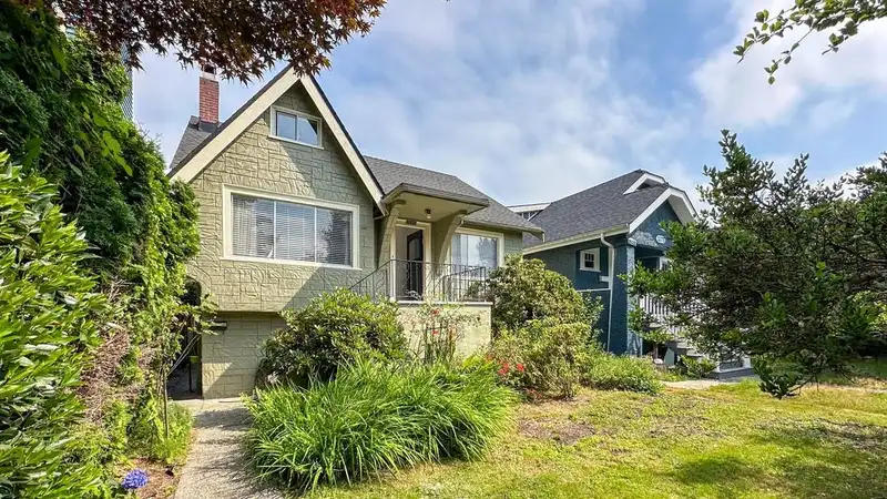 3285 W 8TH AVENUE - photo 1 of 38