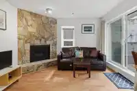 101 2295 PANDORA STREET - thumbnail 3