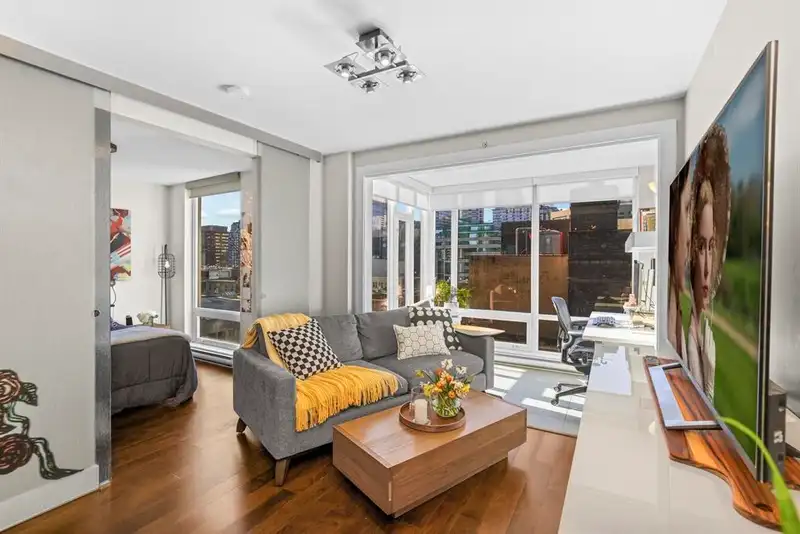 705 565 SMITHE STREET - photo 3 of 29