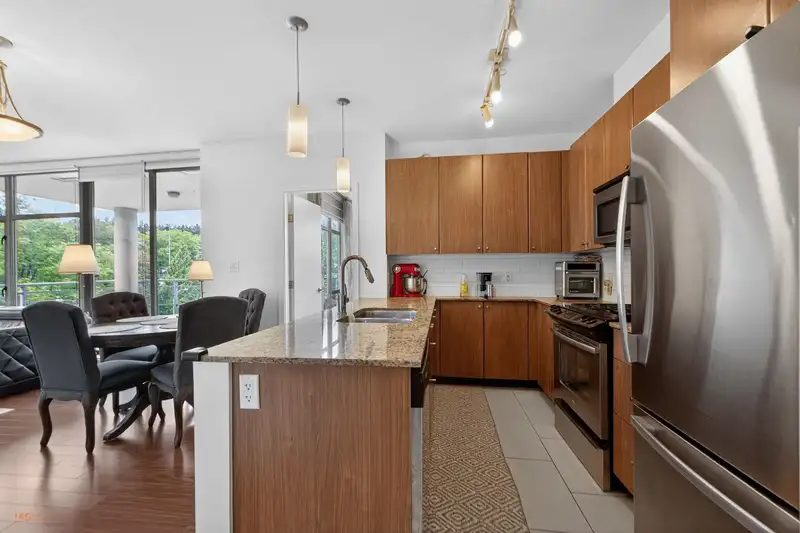 908 280 ROSS DRIVE - photo 4 of 26