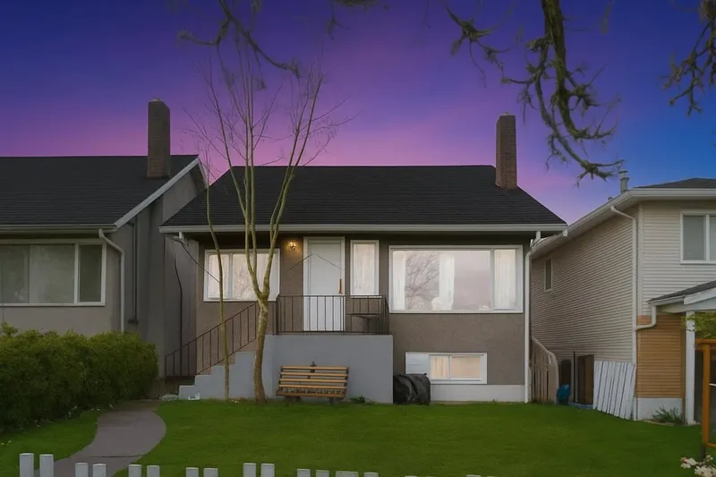 5735 EARLES STREET - photo 2 of 25