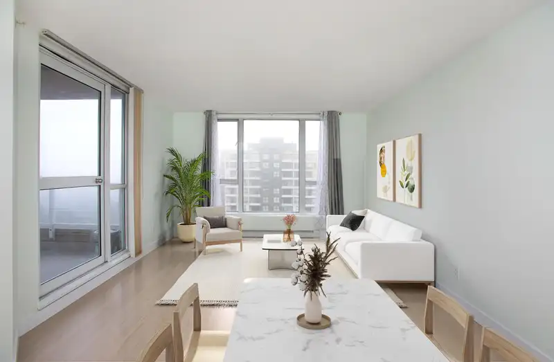 1808 5189 GASTON STREET - photo 1 of 15