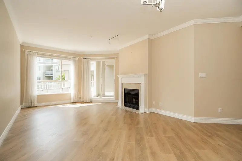 218 3098 GUILDFORD WAY - photo 3 of 25