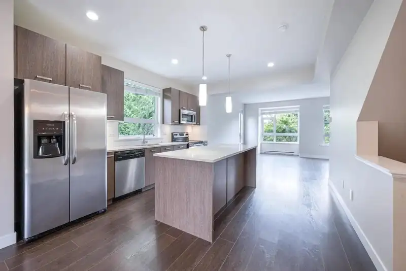 119 5888 144 STREET - photo 4 of 26