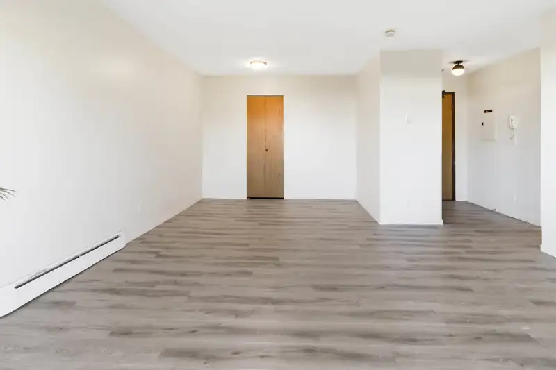 303 1296 W 70TH AVENUE - photo 3 of 14