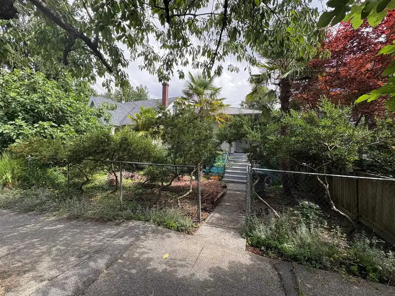 2274 MCLEAN DRIVE - photo 4 of 19