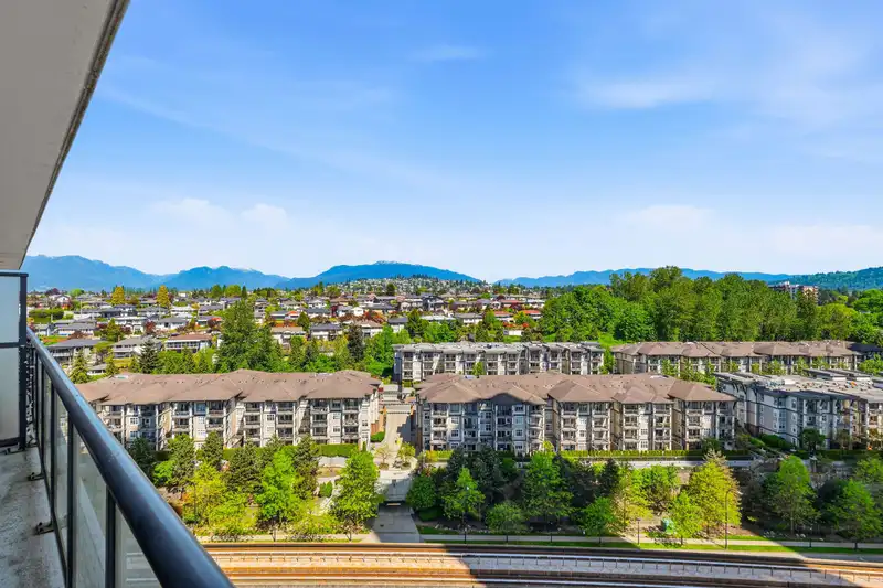1308 4720 LOUGHEED HIGHWAY - photo 1 of 13