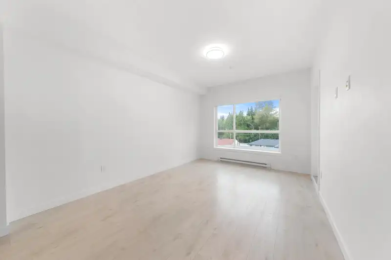 312 14225 103A AVENUE - photo 3 of 30