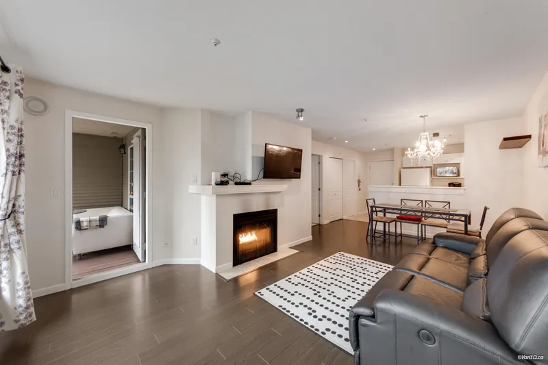 112 1242 TOWN CENTRE BOULEVARD - photo 1 of 25