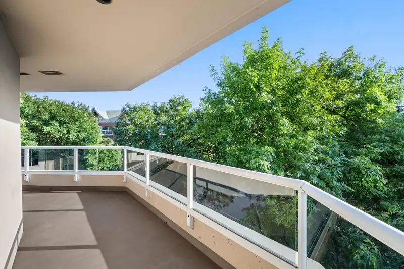 401 1245 QUAYSIDE DRIVE - photo 4 of 39