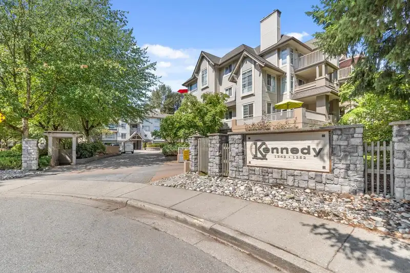 427 1252 TOWN CENTRE BOULEVARD - photo 1 of 24