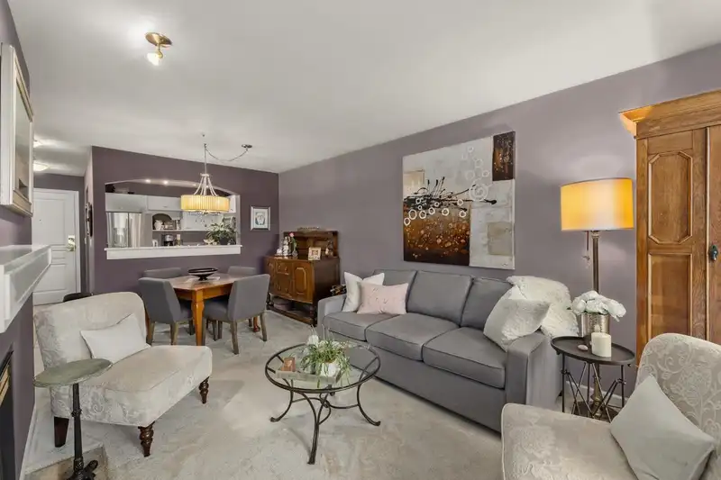427 1252 TOWN CENTRE BOULEVARD - photo 4 of 24