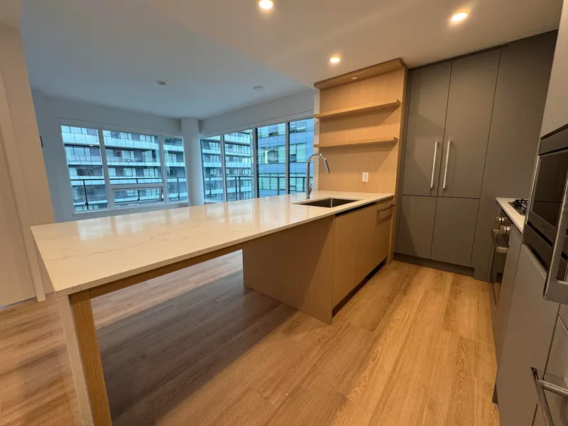 1103 7977 LANSDOWNE ROAD - photo 3 of 8