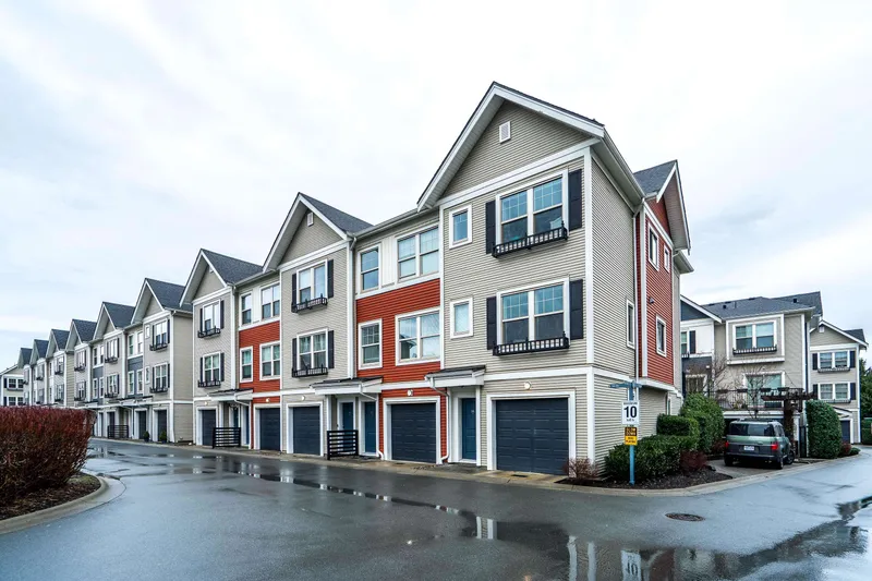 56 32633 SIMON AVENUE - photo 1 of 25