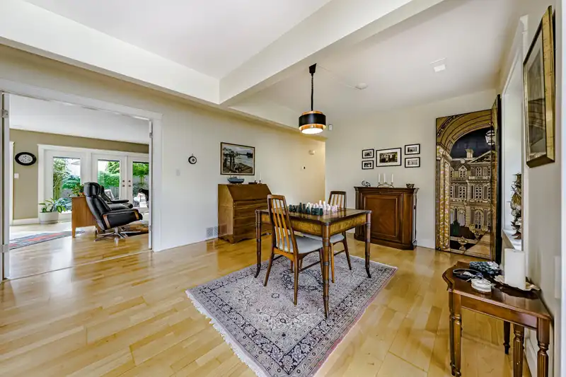 708 JUNIPER PLACE - photo 4 of 40