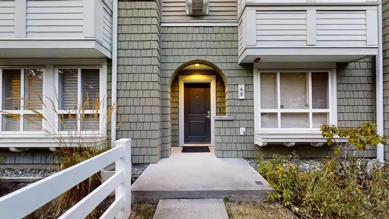 48 2418 AVON PLACE - photo 1 of 29