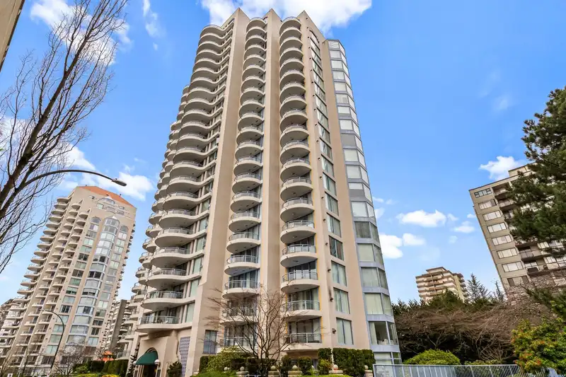 1506 719 PRINCESS STREET - photo 1 of 27