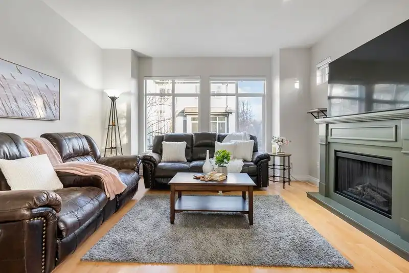 1 8726 159 STREET - photo 2 of 35