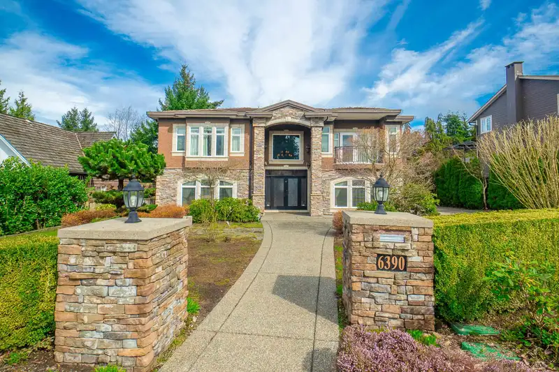 6390 GORDON AVENUE - photo 1 of 6