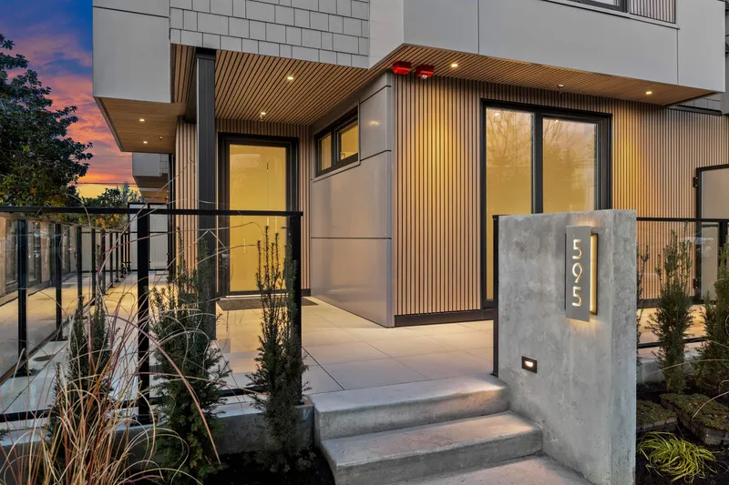 595 W 29TH AVENUE - photo 4 of 25